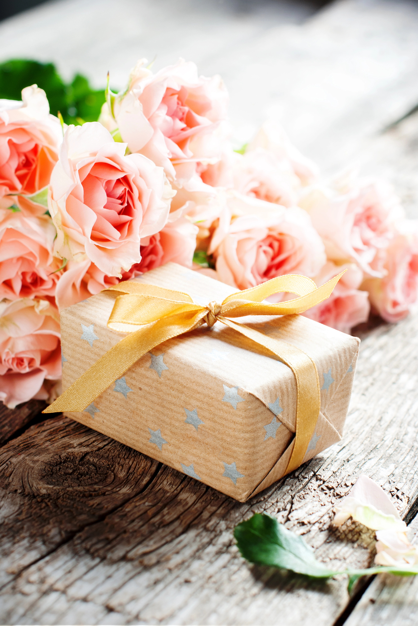 Običaji in pomeni izvirnih daril za poroko po v Sloveniji